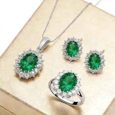 Diana II Luxury Crystal Jewellery Set - A beautiful large crystal surrounded by smaller white crystals. The central stone is available in bright blue, dark blue, green, purple, or red.