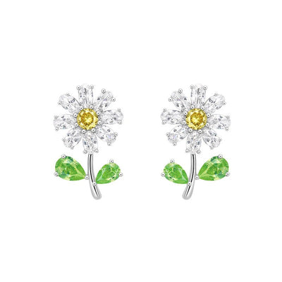 Maisey Crystal Daisy Stud Earrings - Small, delicate daisy-themed earrings, formed from a mixture of white quartz, and green and yellow topaz.