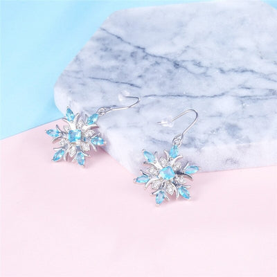 The Snow Queen III Jewellery Set  - Blue Topaz - A beautiful snowflake pendant and earrings with blue topaz and white quartz stones.