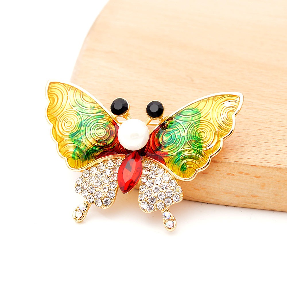 Cute Critters Brooch - Moth - An adorable moth-themed brooch, available in blue or red. 