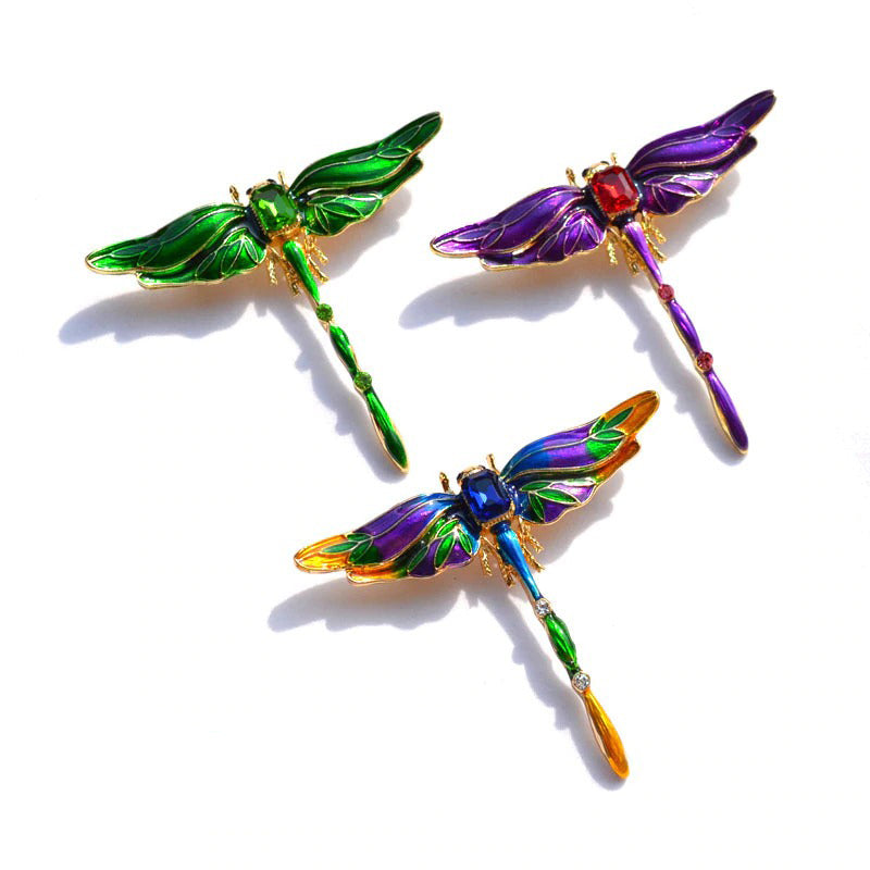 Cute Critters Brooch - Dragonfly - A cute dragonfly themed brooch in green, purple, or rainbow enamel.
