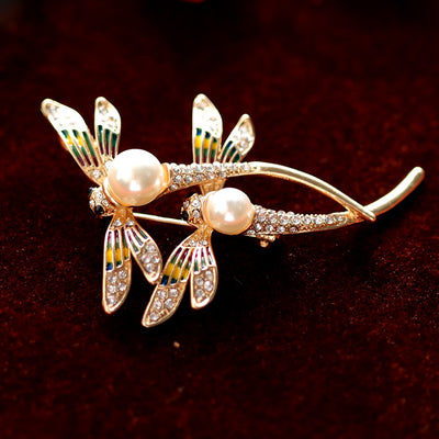 Dragonfly Duet Brooch - A lovely brooch featuring two crystal-encrusted dragonflies dancing in an imaginary breeze.