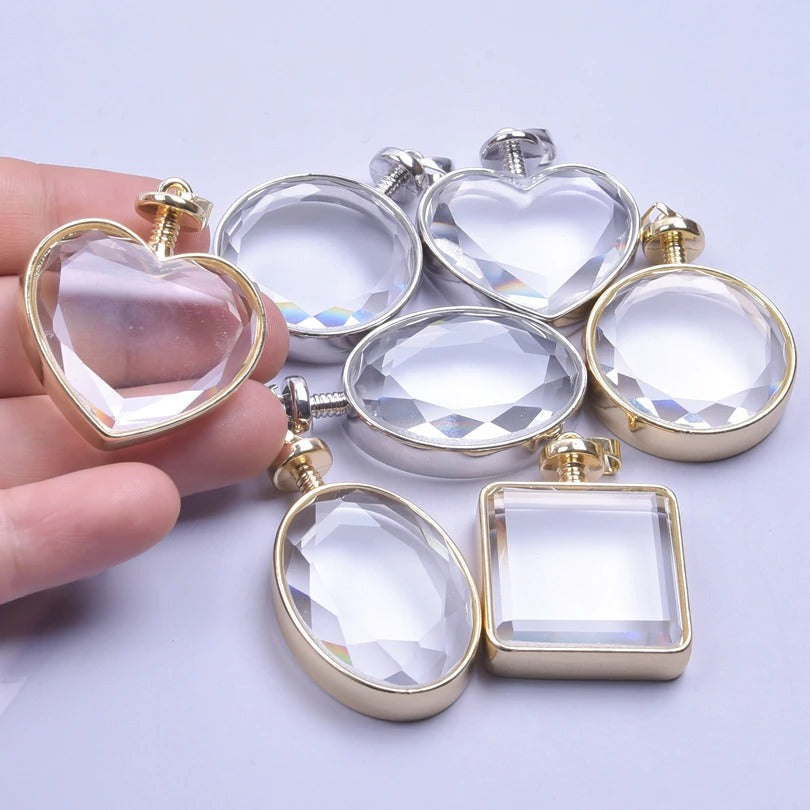 Cheeky Crafter DIY Floating Locket Kit - Assorted empty floating lockets in gold or silver coloured, and either circle, heart, oval, or square shaped.