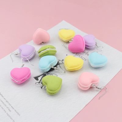 Teenytopia Dearly Beloved Macaron Earrings - Adorable polymer clay earrings shaped like heart-shaped macaron cookies, filled with cream. Cute!