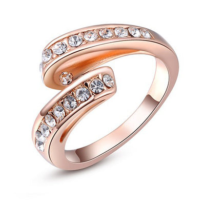 Ribbon Ring - Bow Themed Rose Gold Ring With Crystals.