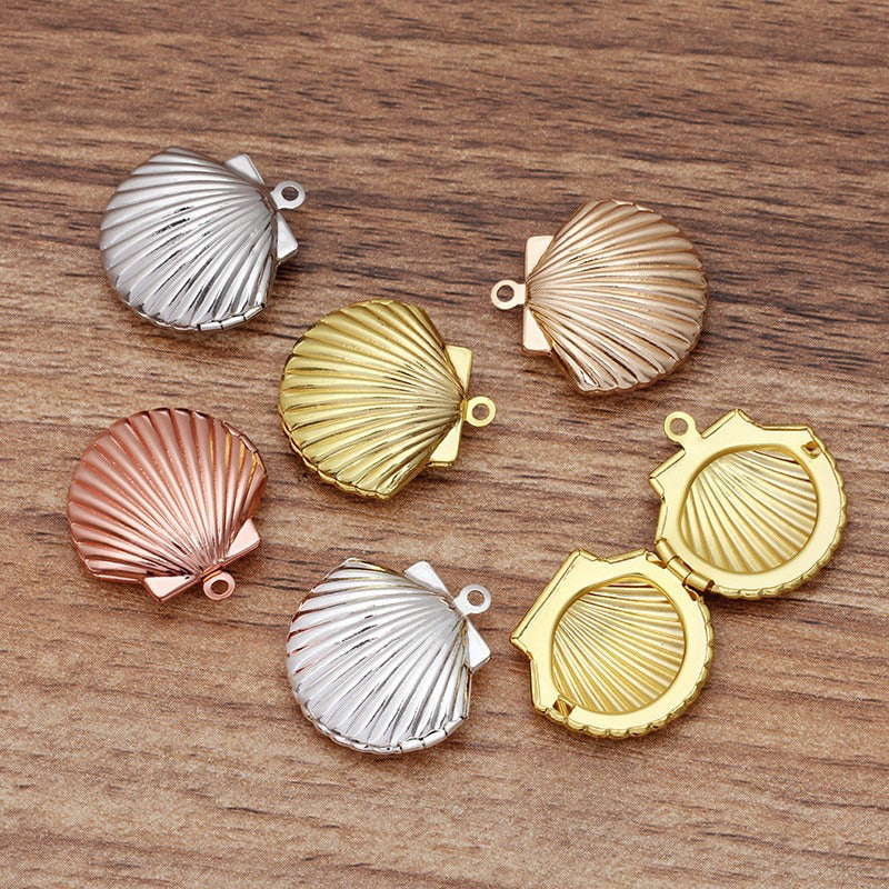 Lovely Lockets - Shell