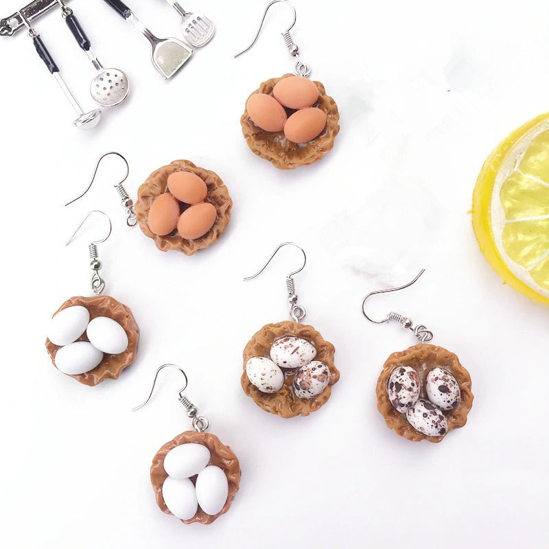 Teenytopia Bitty Birdnest Earrings - An adorable pair earrings shaped like teeny tiny bird nests. Cute!