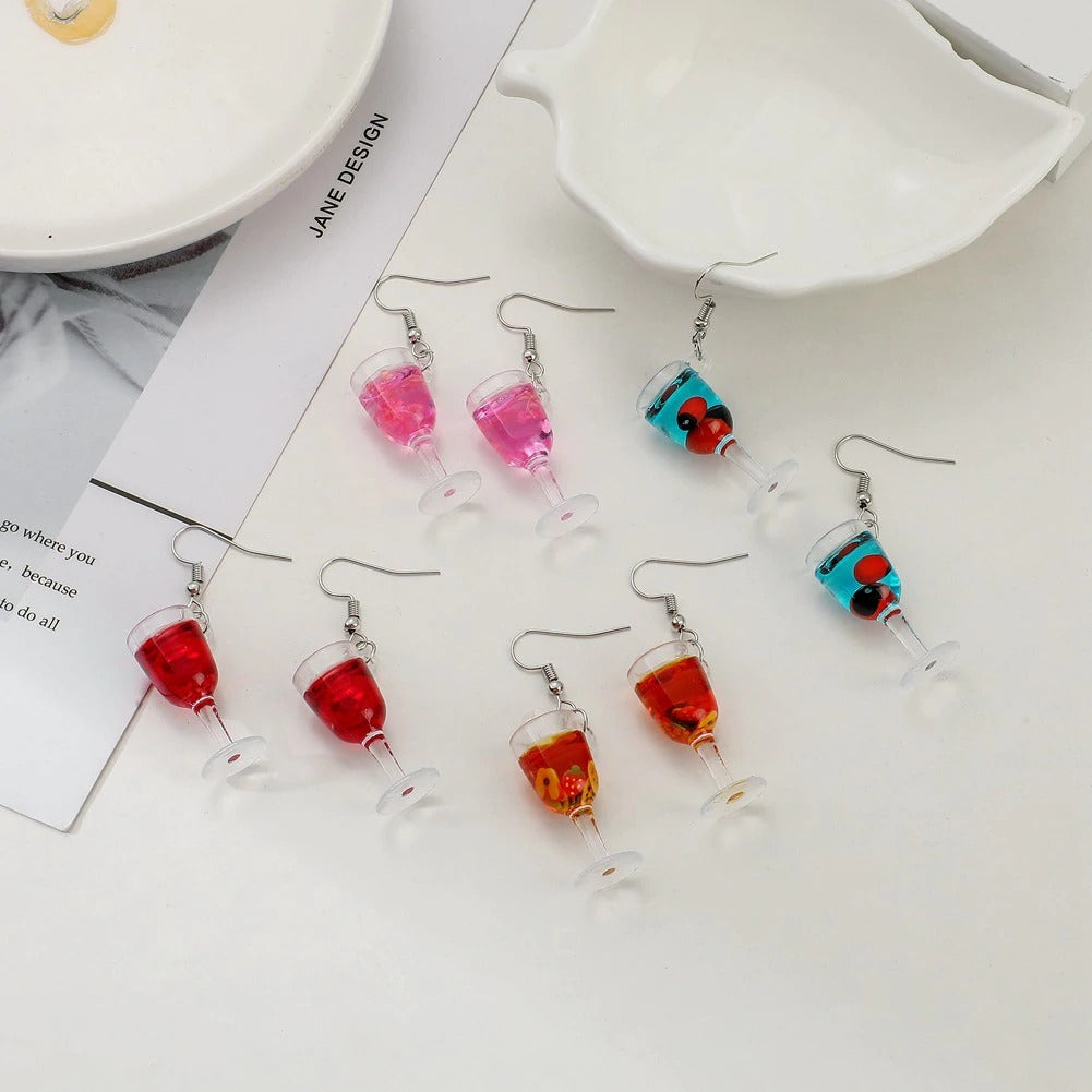 Teenytopia Marvellous Mocktails Earrings - Adorable earrings decorated with charms that look like tiny wineglasses. 