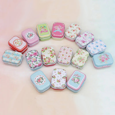 Teenytopia Trinket Tins - Retro Roses - Cute little metal tins adorned with delicate floral patterns in an assortment of colours.