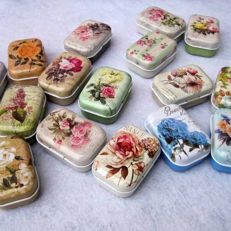 Teenytopia Trinket Tins - Vintage Varieties - Cute little metal tins adorned with delicate floral patterns in an assortment of colours.